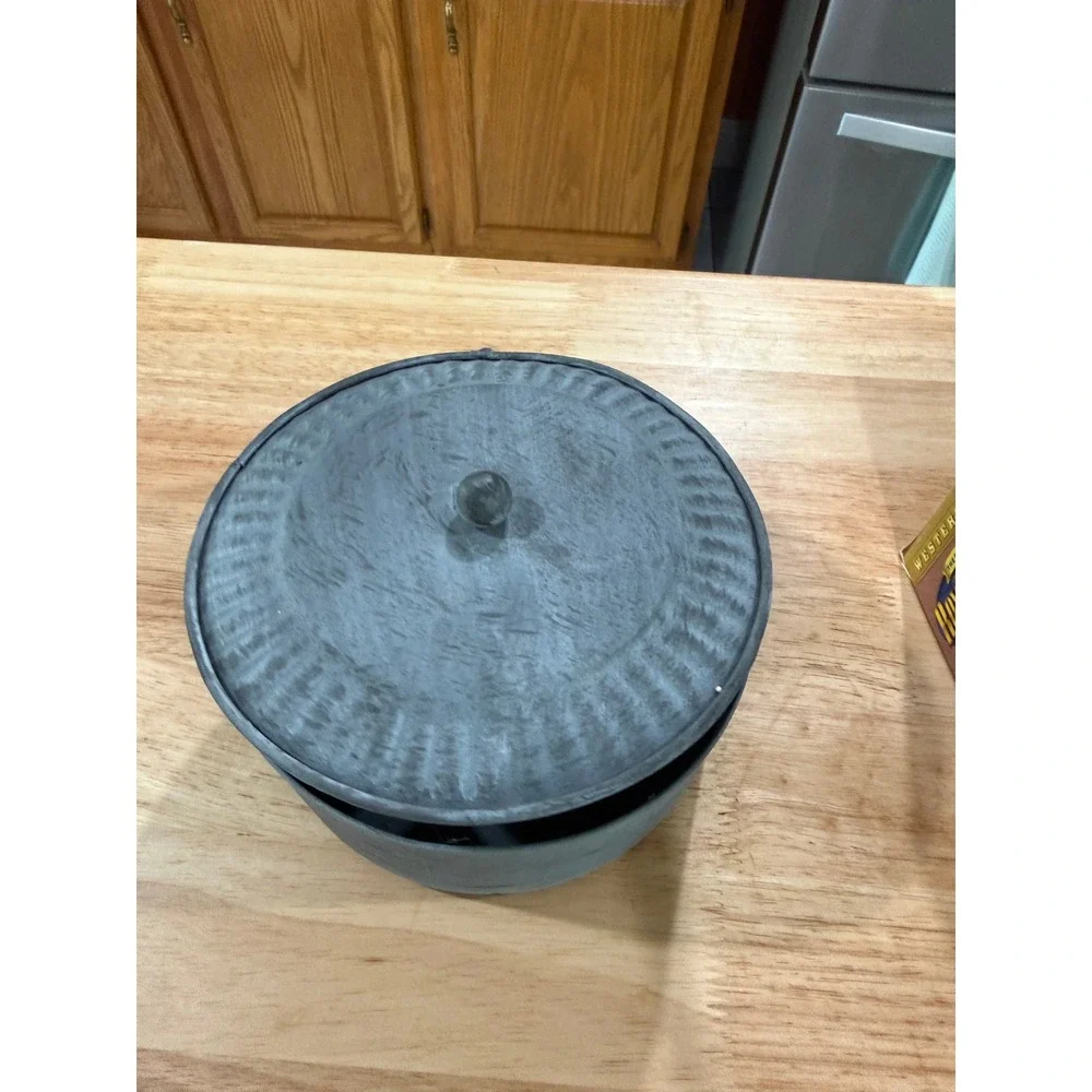 Round‎ Metal Container With Lid Chain Decorative Storage Bowl